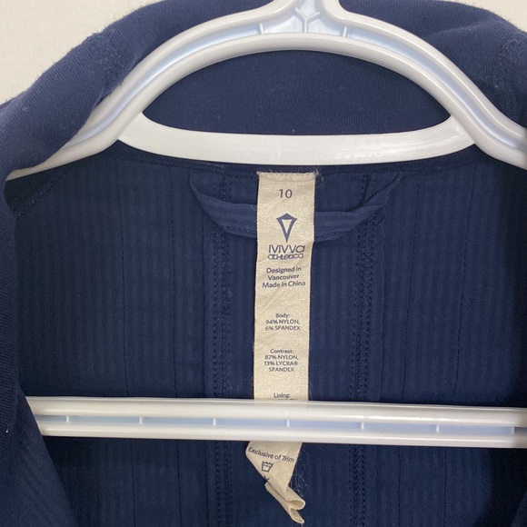 IVIVVA athletica kids too, Size 10, W15,L20.5 - Picture 3 of 7